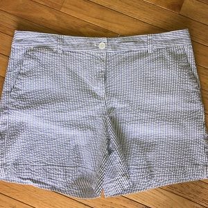 Ann Taylor LOFT Women’s Shorts size 14, 6”